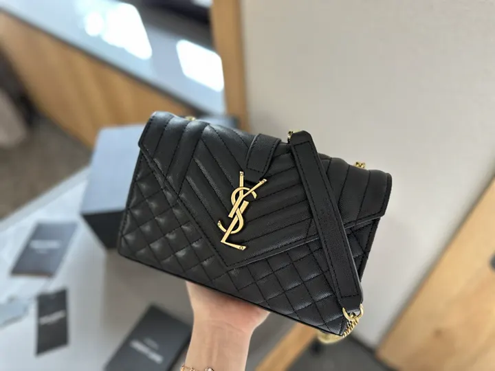 YSL 3852