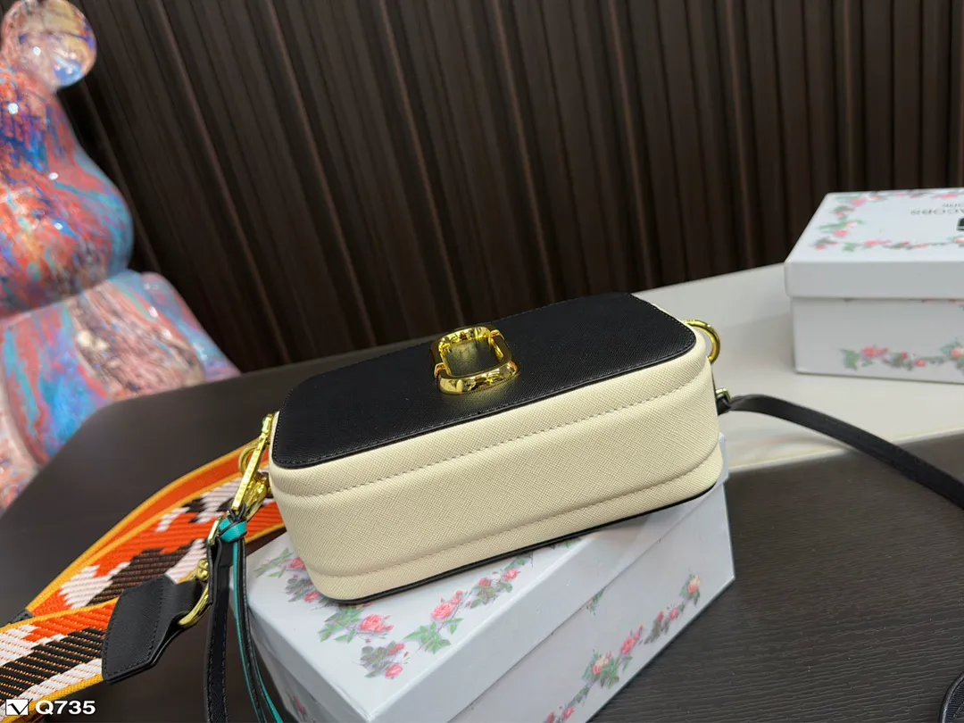Marc Jacobs 3888 תמונה 7