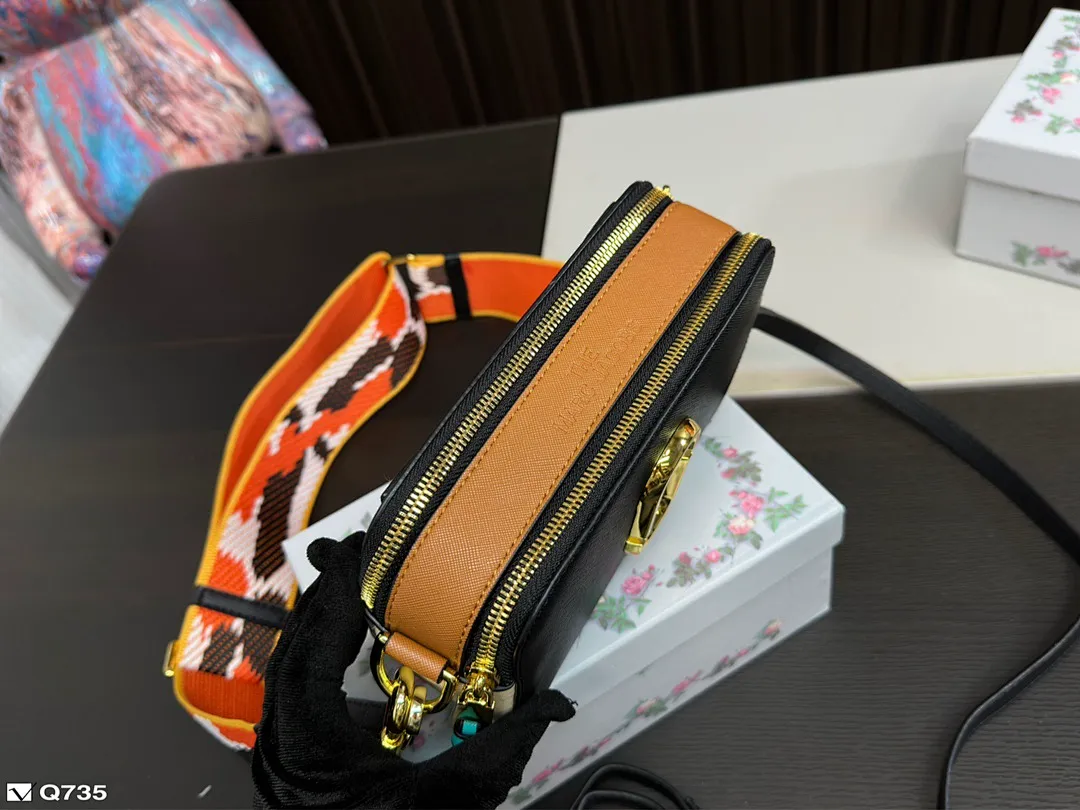 Marc Jacobs 3888 תמונה 9
