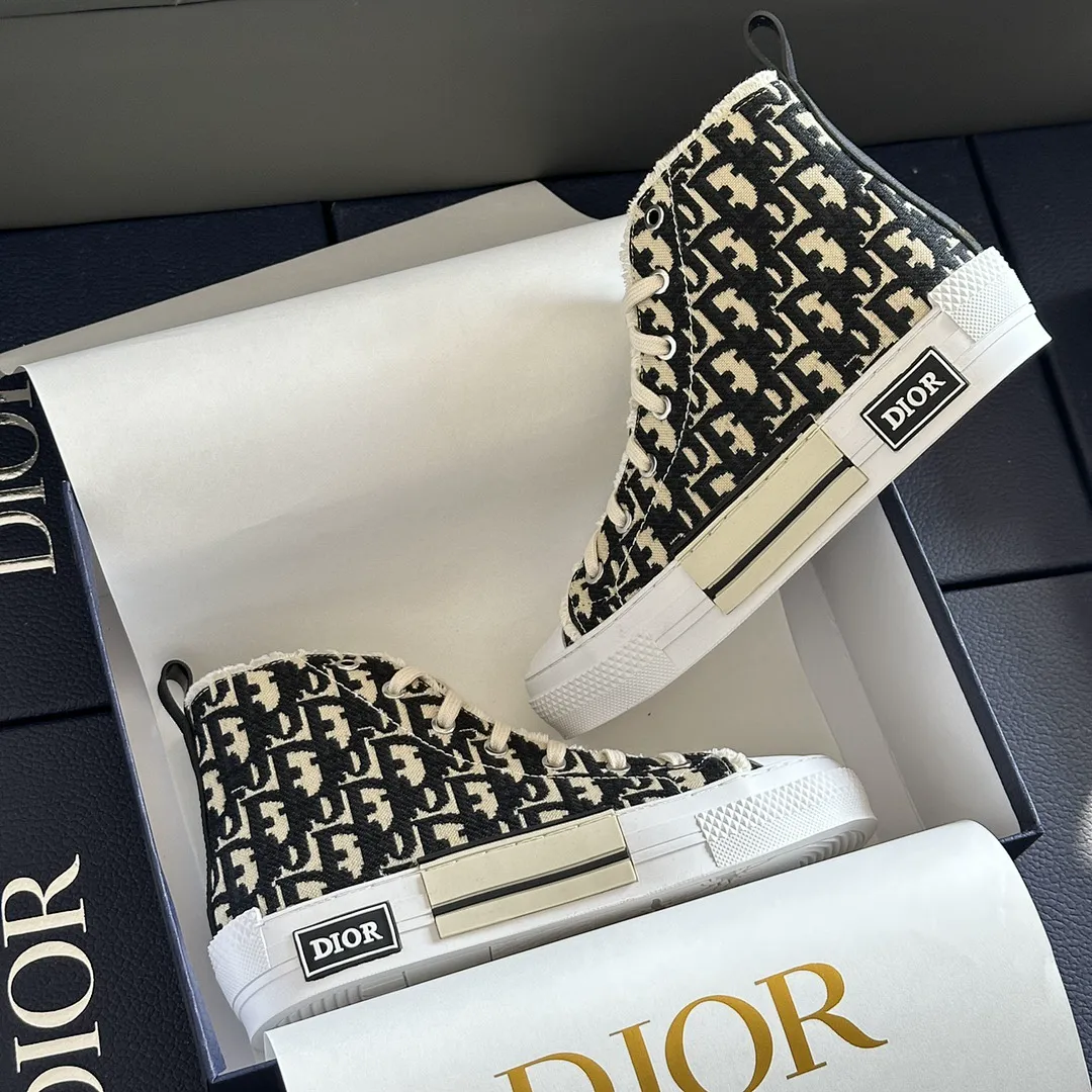 Dior 3Q03 תמונה 4