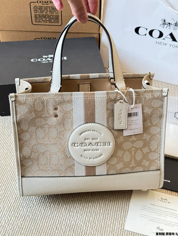 Coach 4180