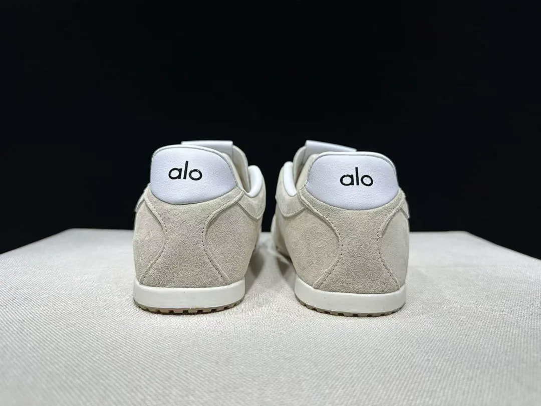 alo yoga 4333 תמונה 22