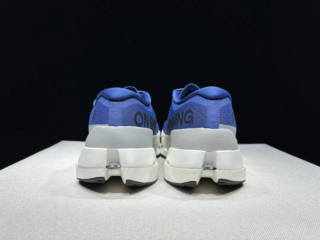 On Cloud 4338 תמונה 21