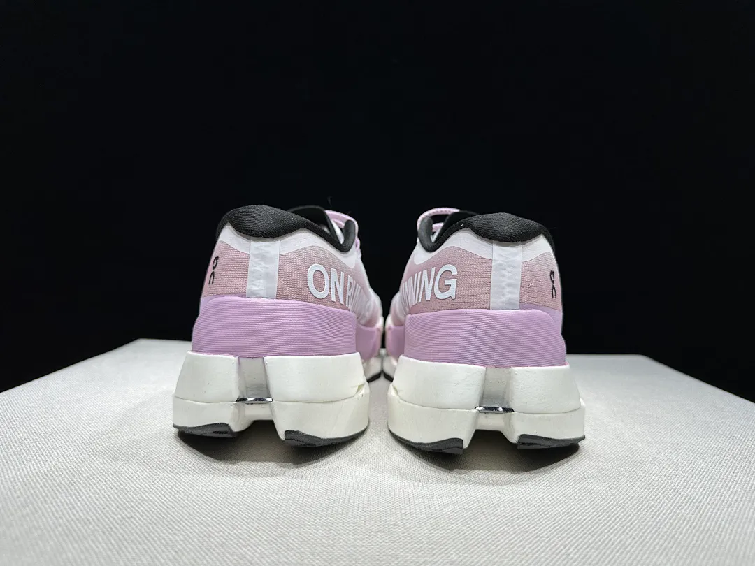 On Cloud 4338 תמונה 47