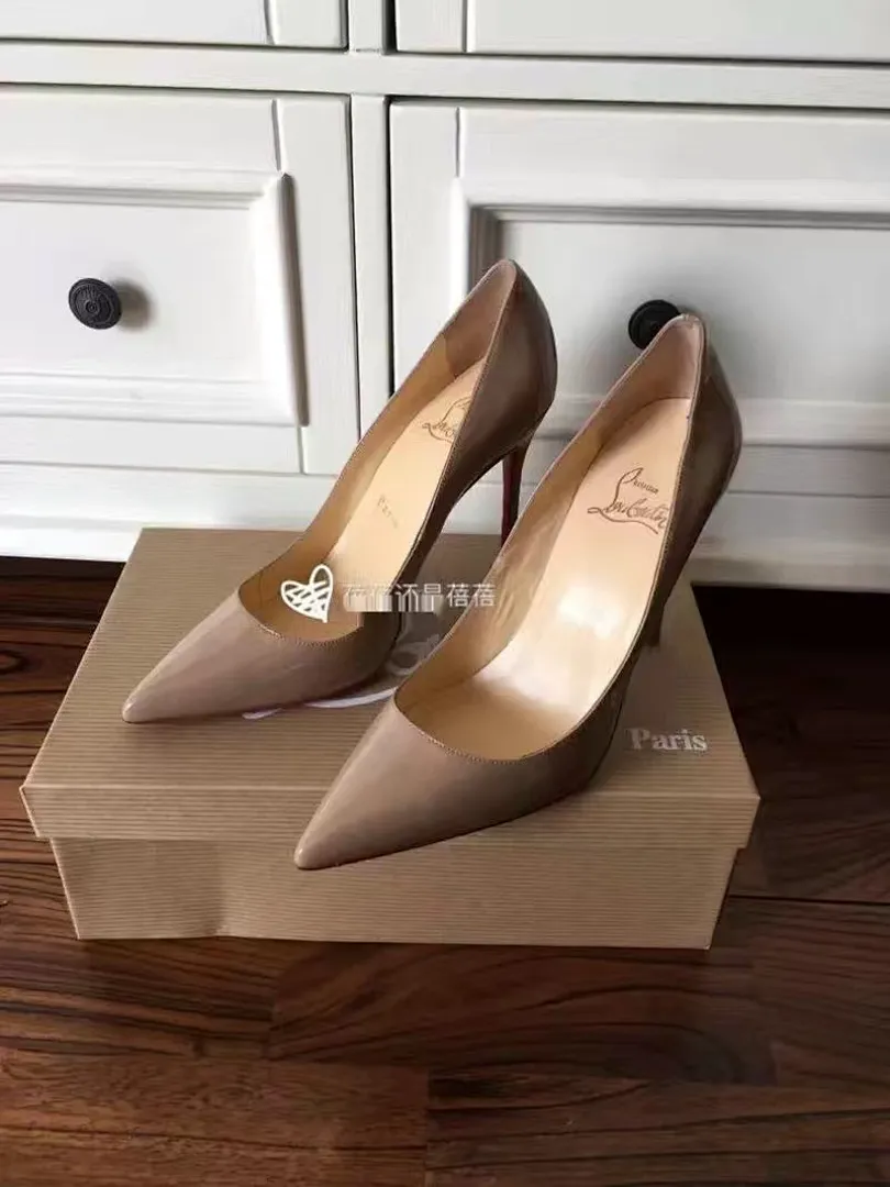 Christian Louboutin 4344 תמונה 3