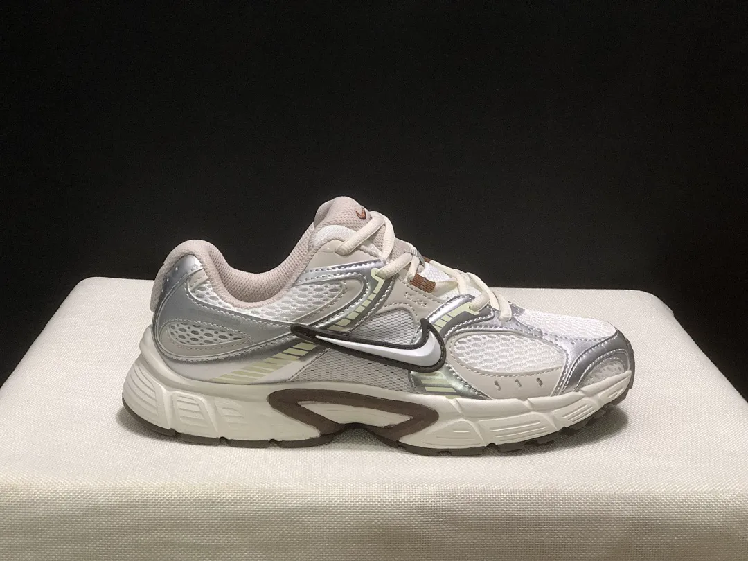 Nike 4376F תמונה 35