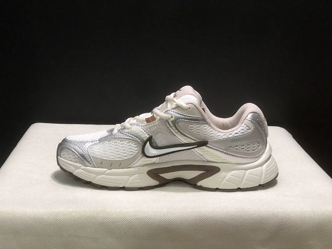 Nike 4376F תמונה 36