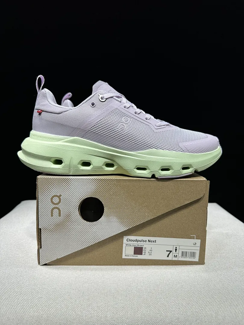 On Cloud 4381 תמונה 64