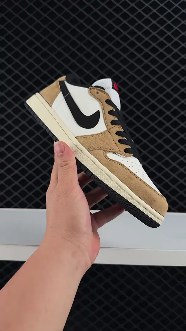 Nike 4387