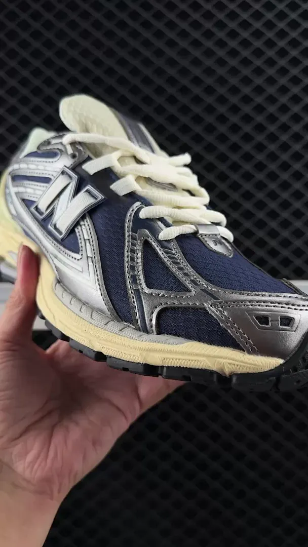 New Balance 4406