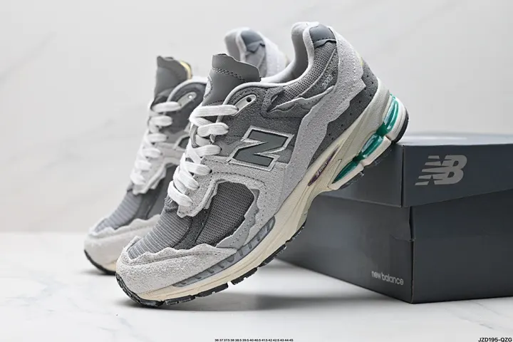 New Balance 4482