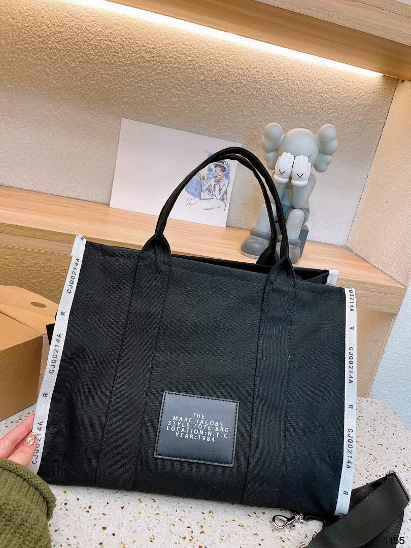 Marc Jacobs 4517 תמונה 12