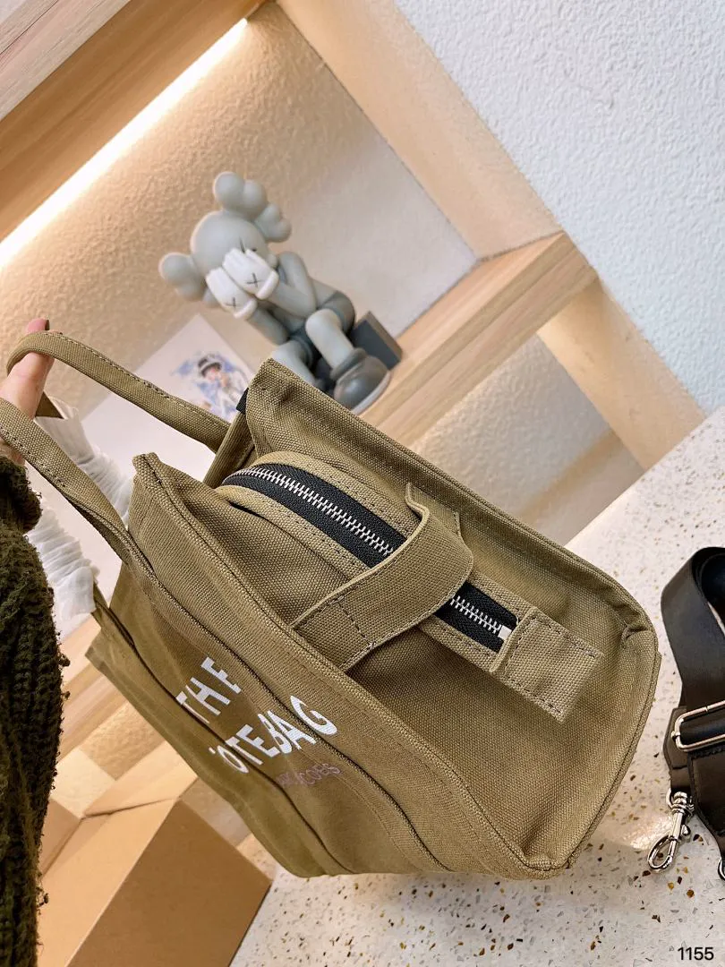 Marc Jacobs 4517 תמונה 3