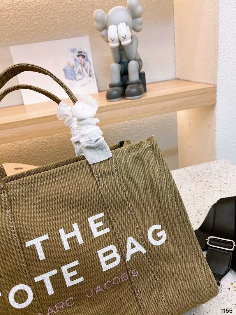 Marc Jacobs 4517 תמונה 6