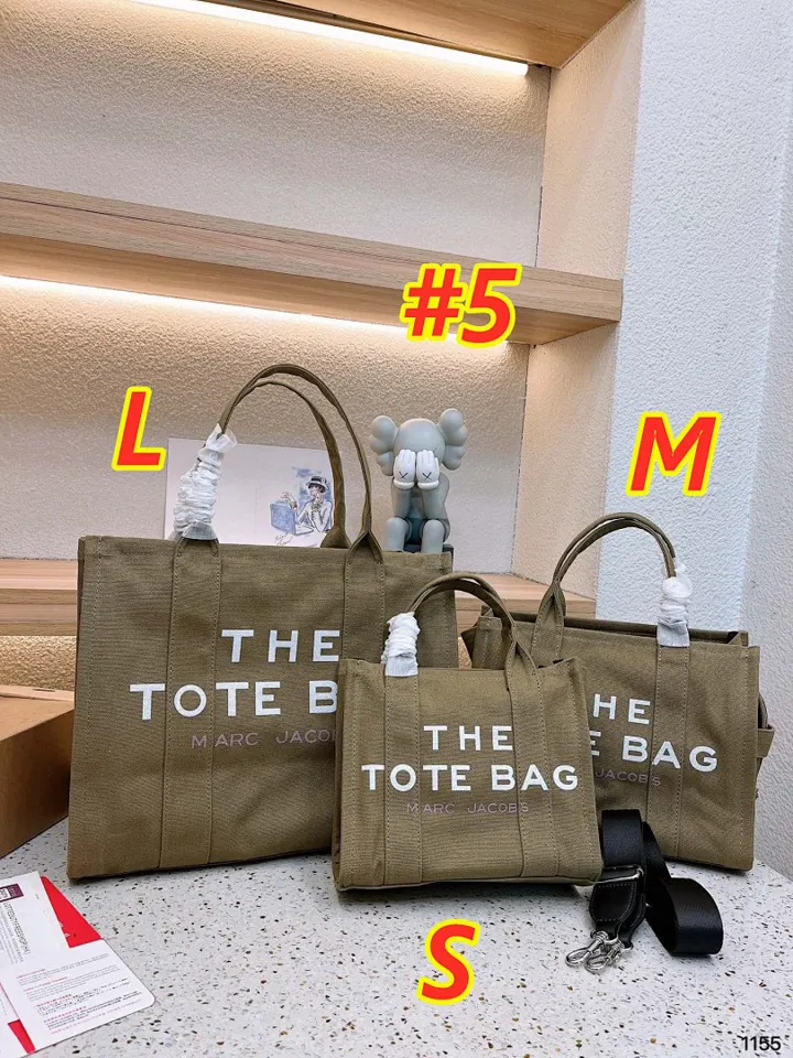 Marc Jacobs 4517