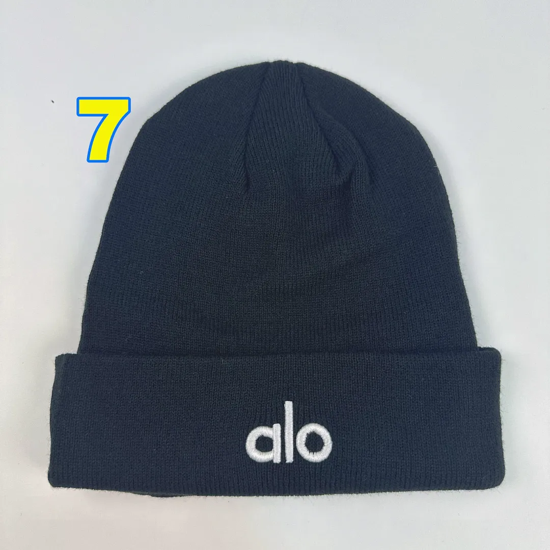 alo yoga 4532F תמונה 9