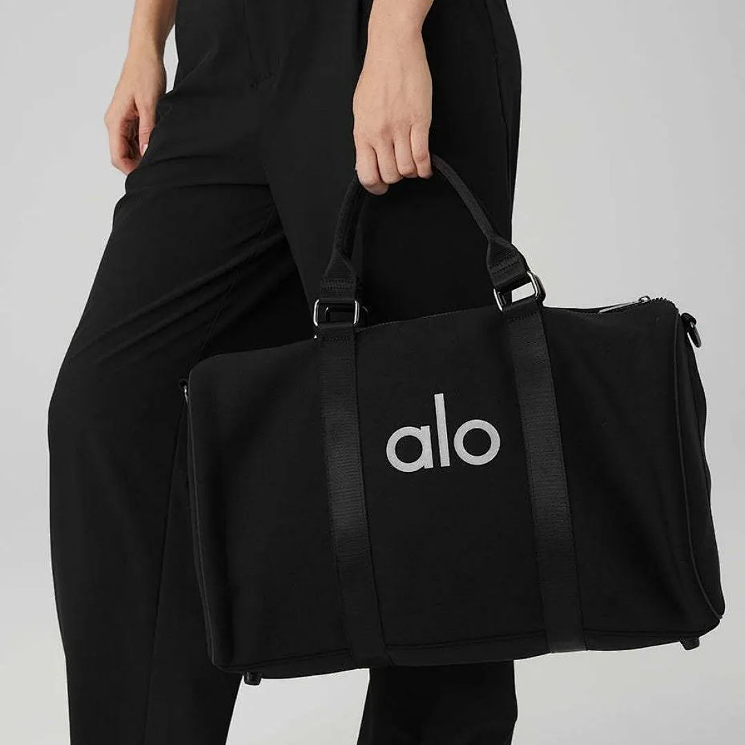 alo yoga 4537 תמונה 9