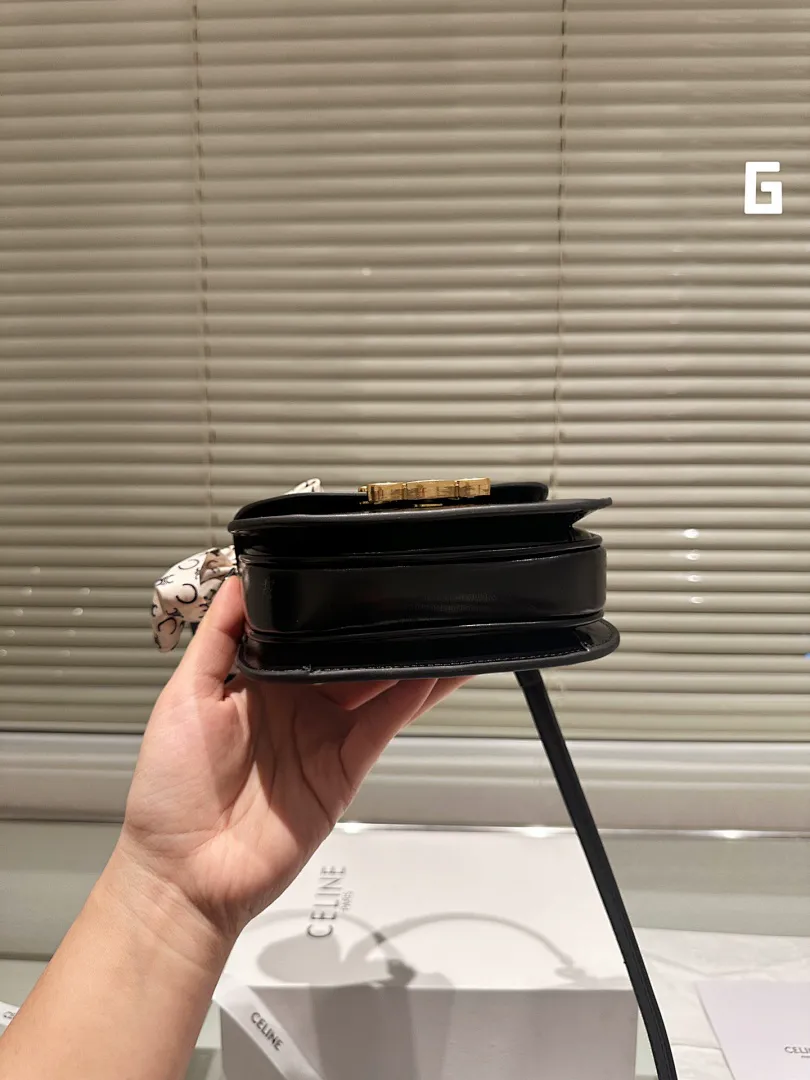 Celine 4539 תמונה 14