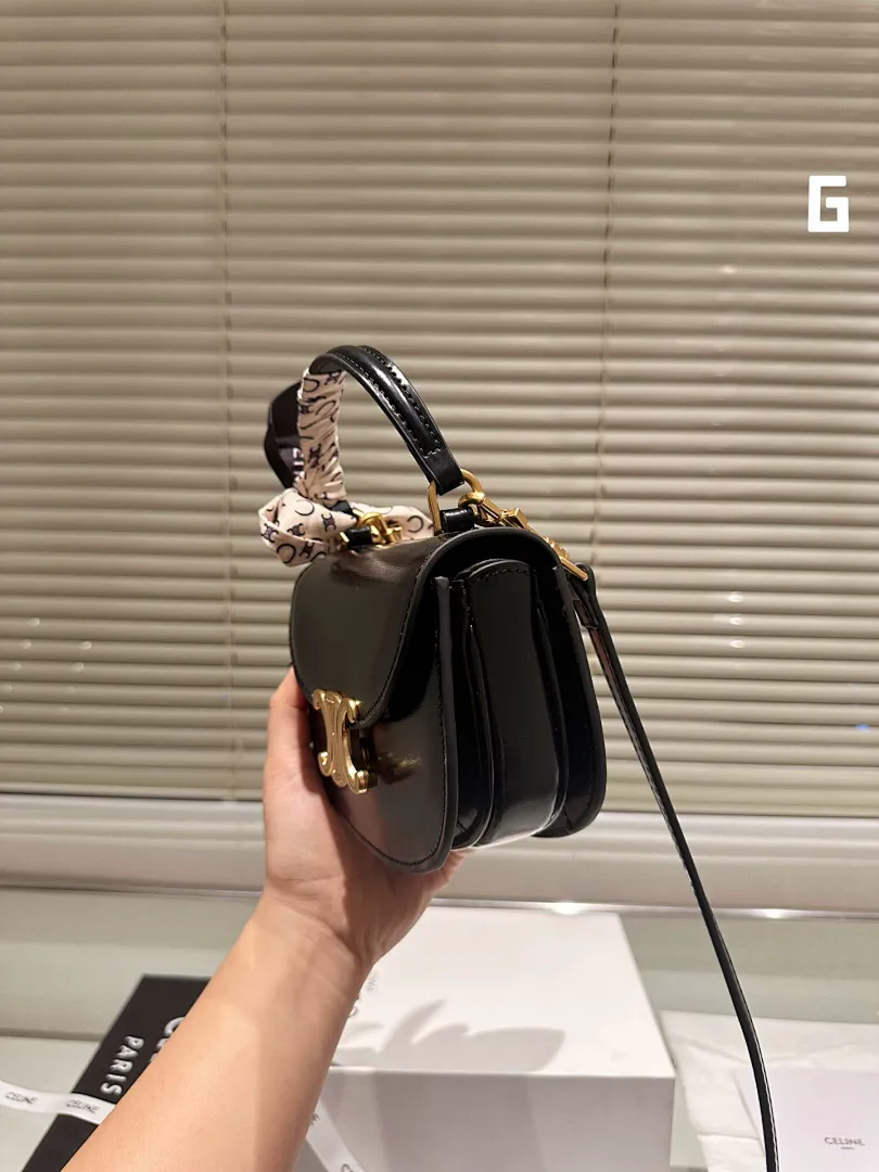 Celine 4539 תמונה 15