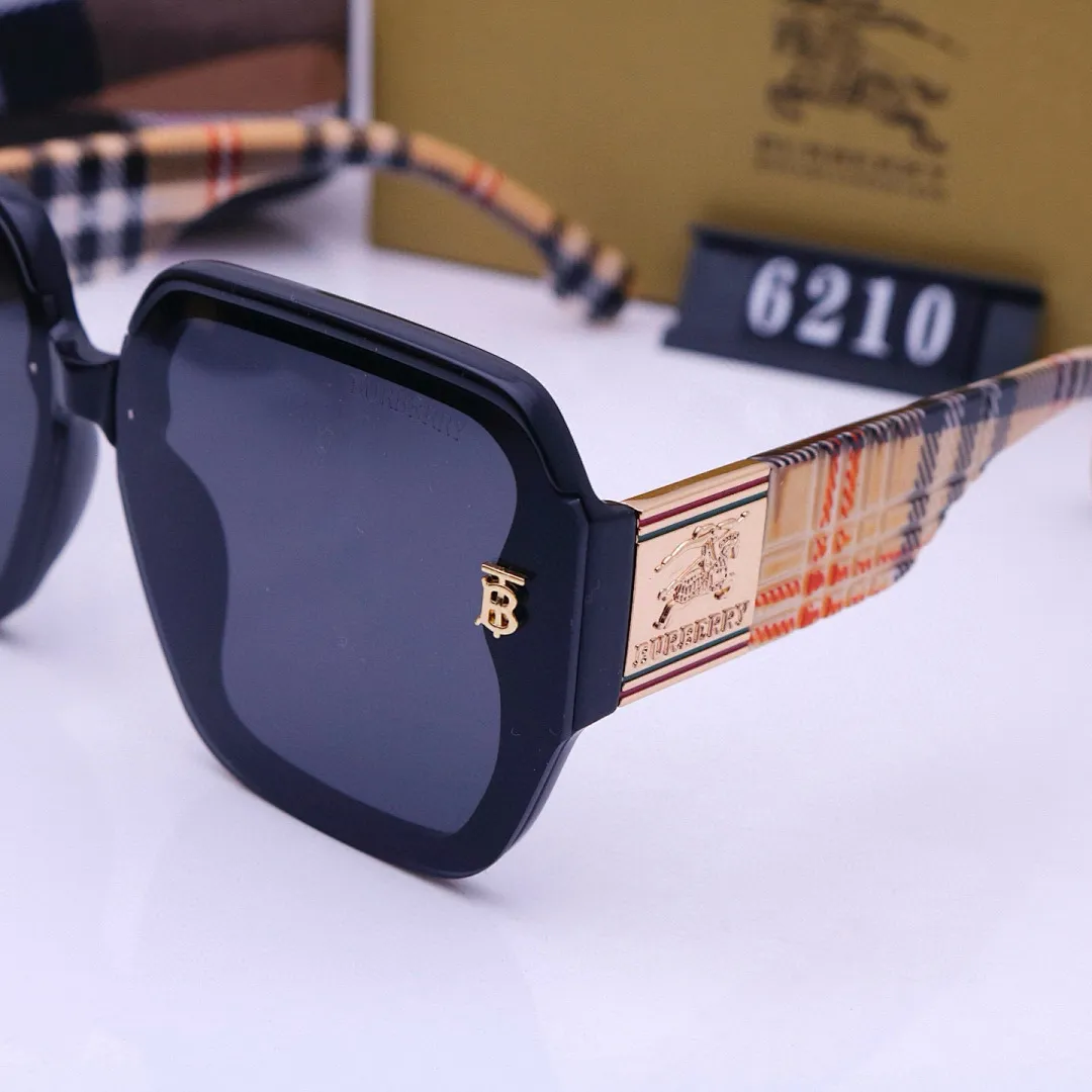 Burberry 4579 תמונה 2