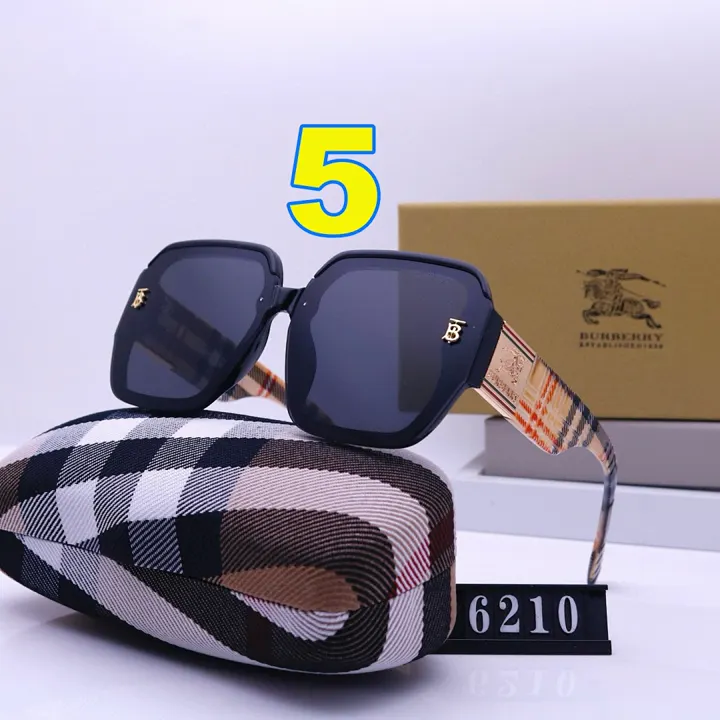 Burberry 4579