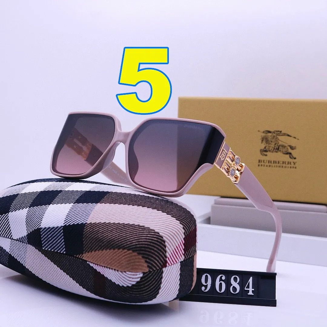 Burberry 4581 תמונה 10
