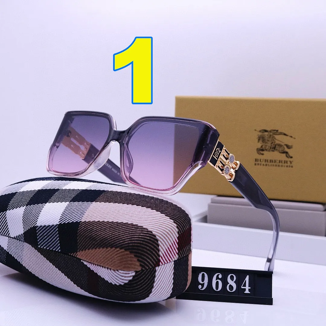Burberry 4581 תמונה 6