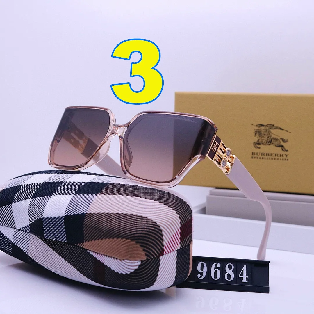 Burberry 4581 תמונה 8