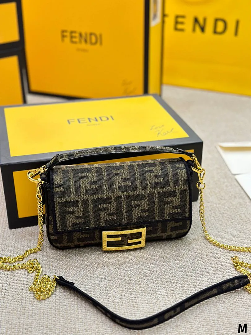 Fendi 4625J תמונה 6