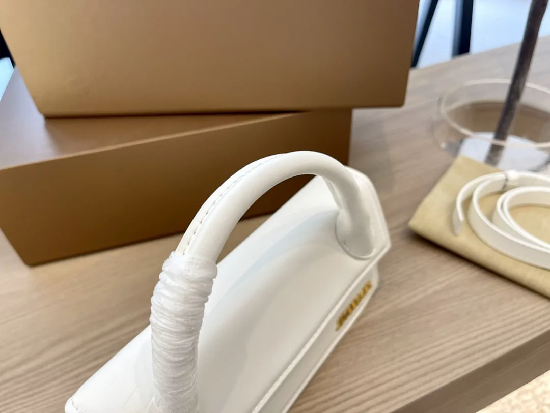Jacquemus 4647J תמונה 6