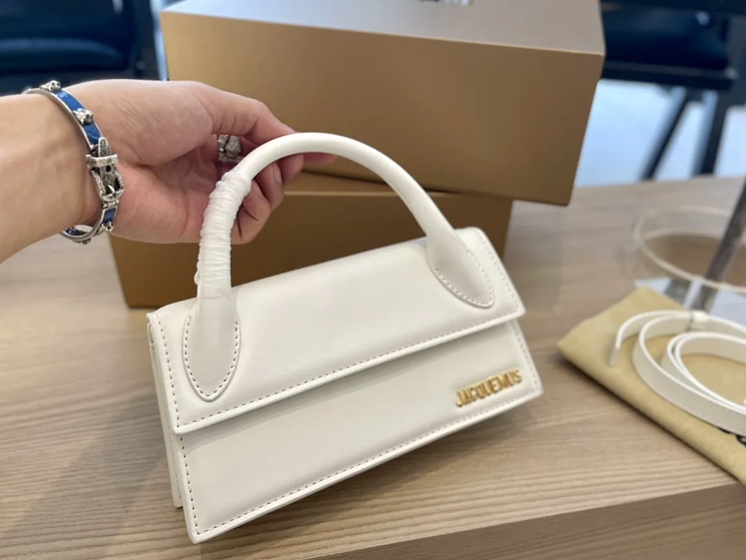 Jacquemus 4647J תמונה 8