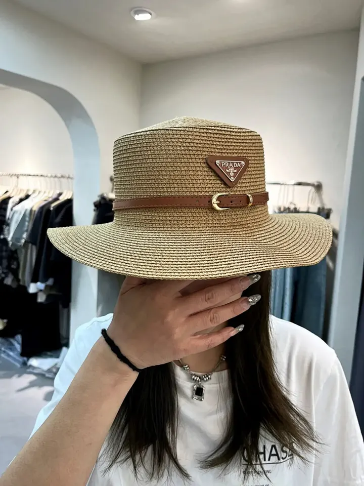 Prada 4666J