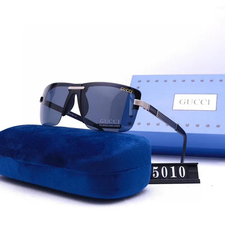 Gucci 4712