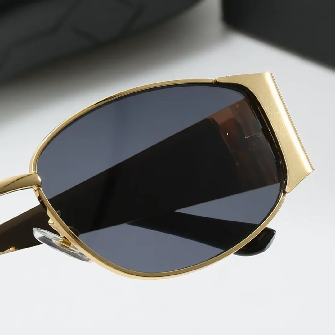 Chanel 4720 תמונה 5