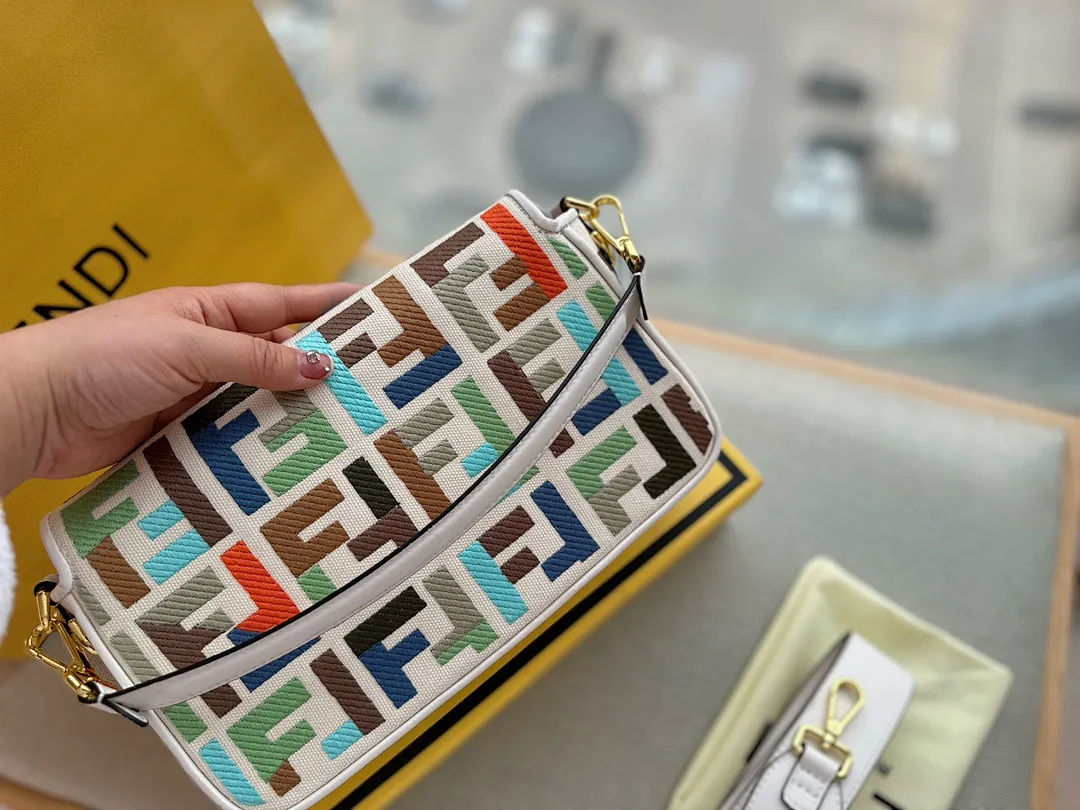Fendi 4725J תמונה 5