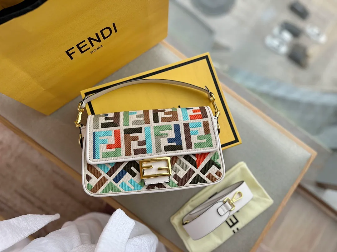 Fendi 4725J תמונה 9