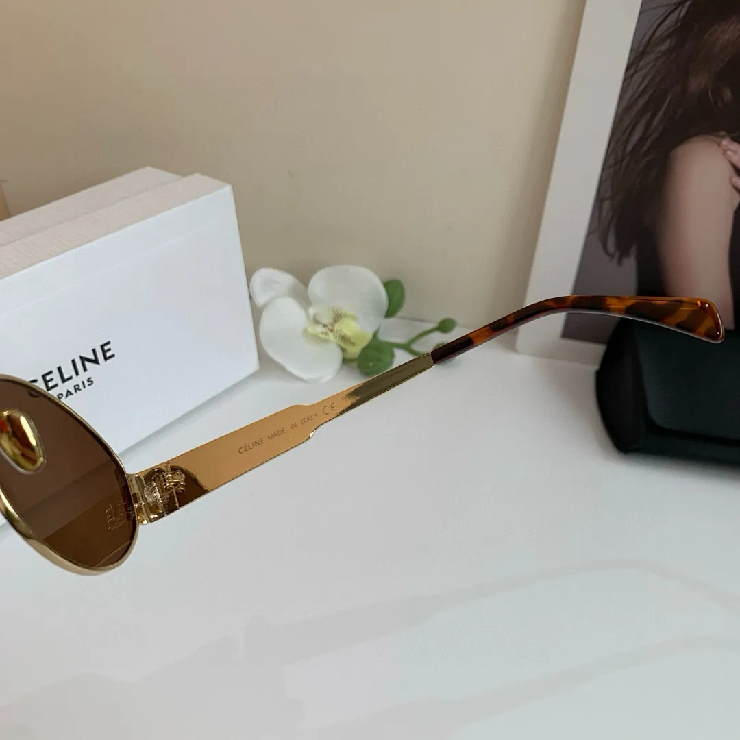 Celine 4760 תמונה 22