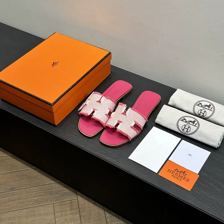 Hermes 4780