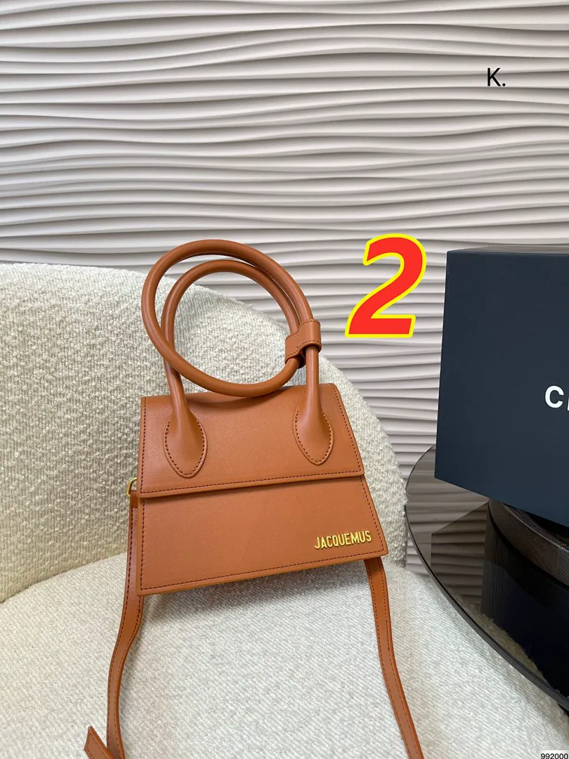 Jacquemus 4824J תמונה 8