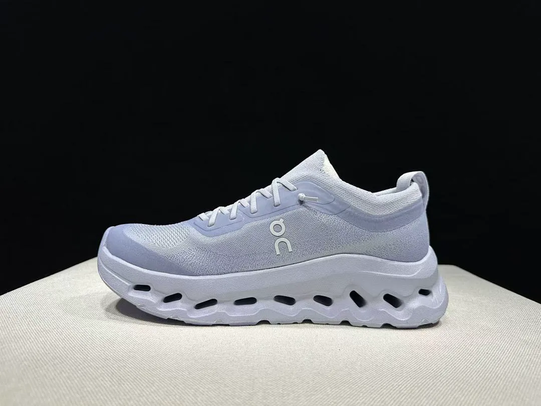 On Cloud 4866 תמונה 24