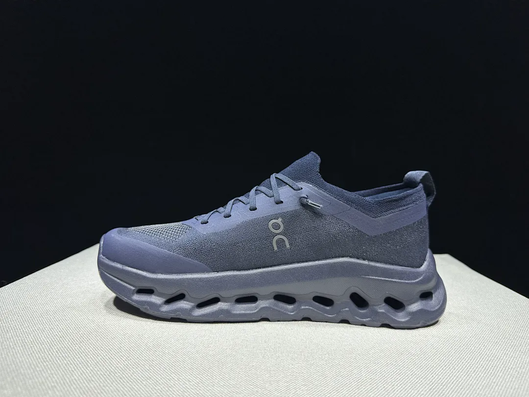 On Cloud 4866 תמונה 63