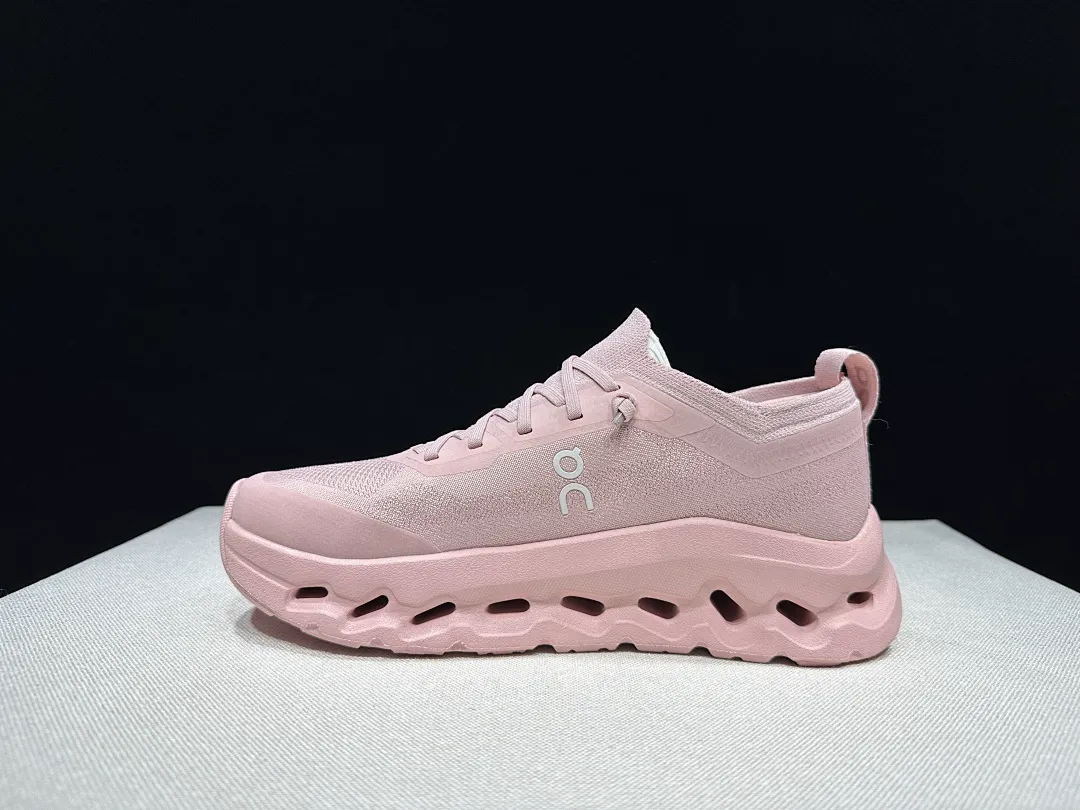On Cloud 4866 תמונה 71