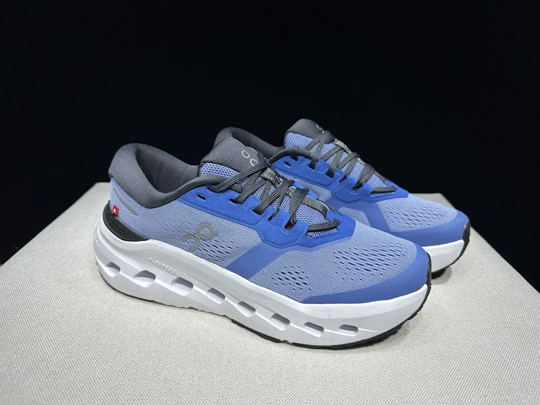 On Cloud 4867 תמונה 104