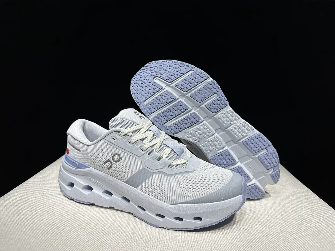 On Cloud 4867 תמונה 50