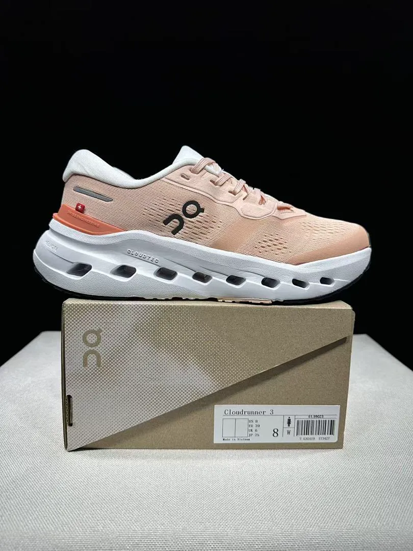 On Cloud 4867 תמונה 92