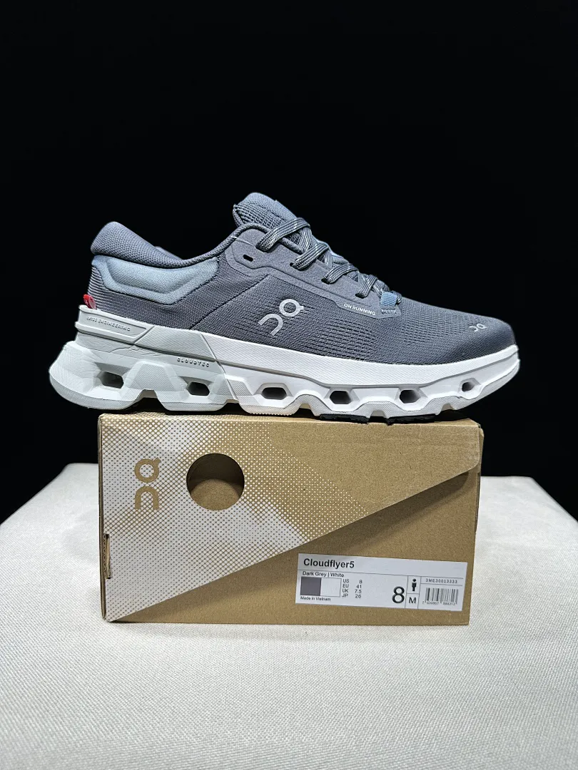 On Cloud 4878 תמונה 38