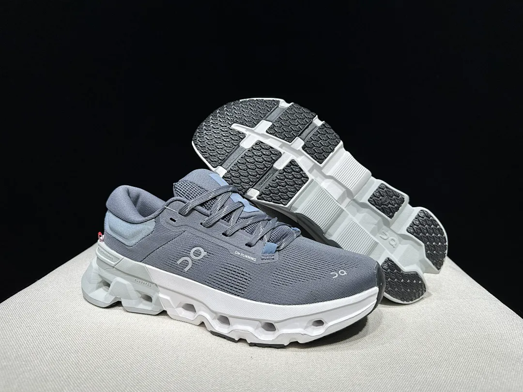 On Cloud 4878 תמונה 41