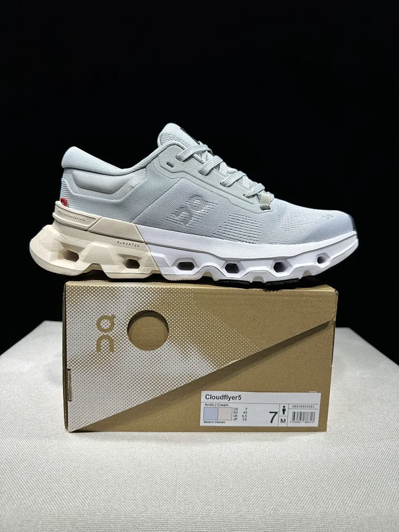 On Cloud 4878 תמונה 85