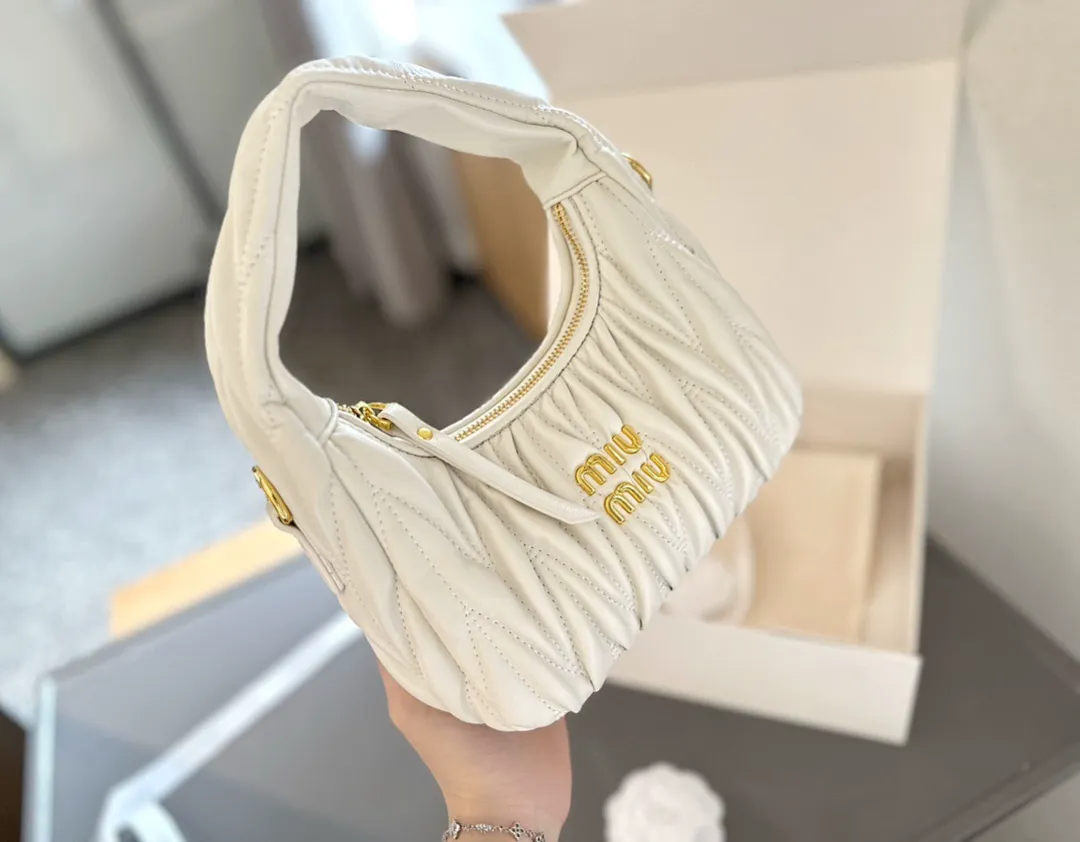 MIUMIU 4883J תמונה 17
