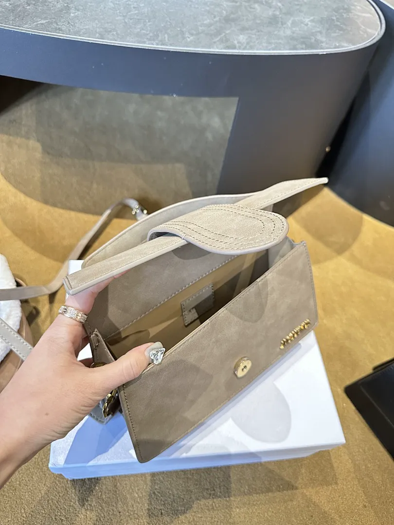 Jacquemus 4901J תמונה 3